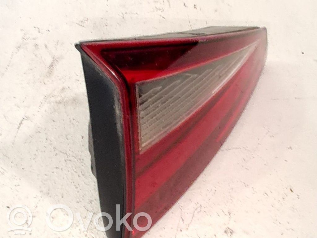 Seat Ateca Takavalon polttimo 