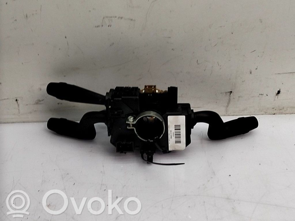 Boutons / interrupteurs volant   1649361980