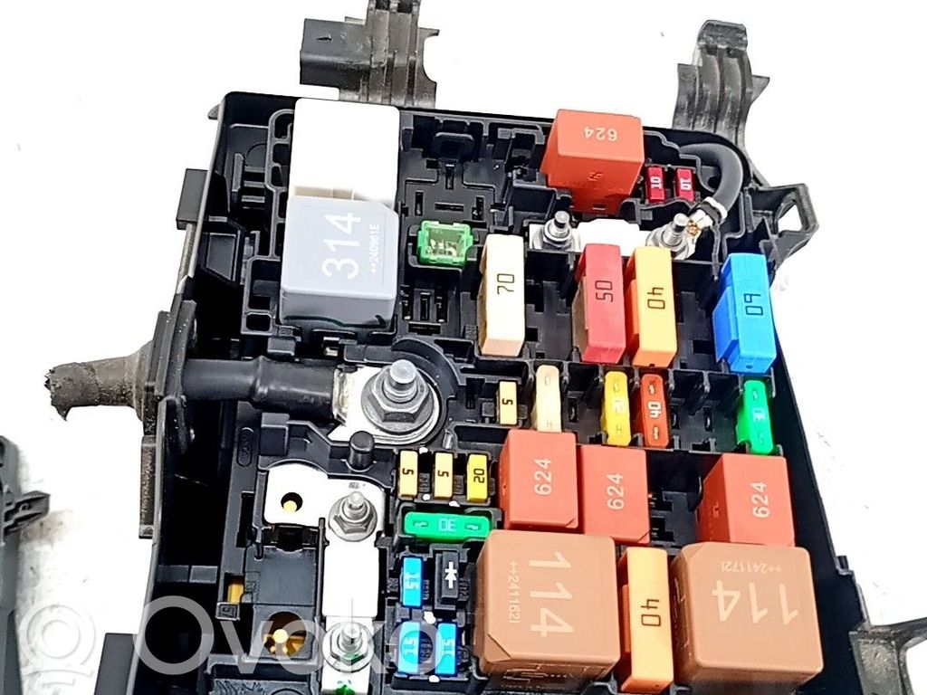 Citroen C5 Aircross Módulo de fusible 