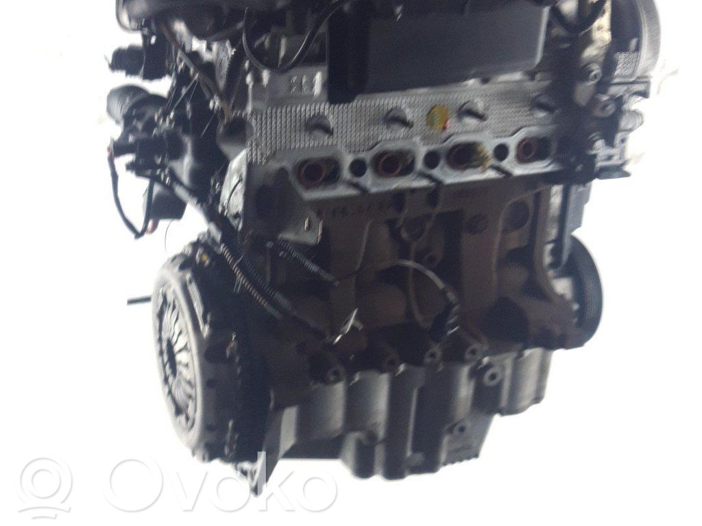 Двигатель в сборе   K4M813,7701476945