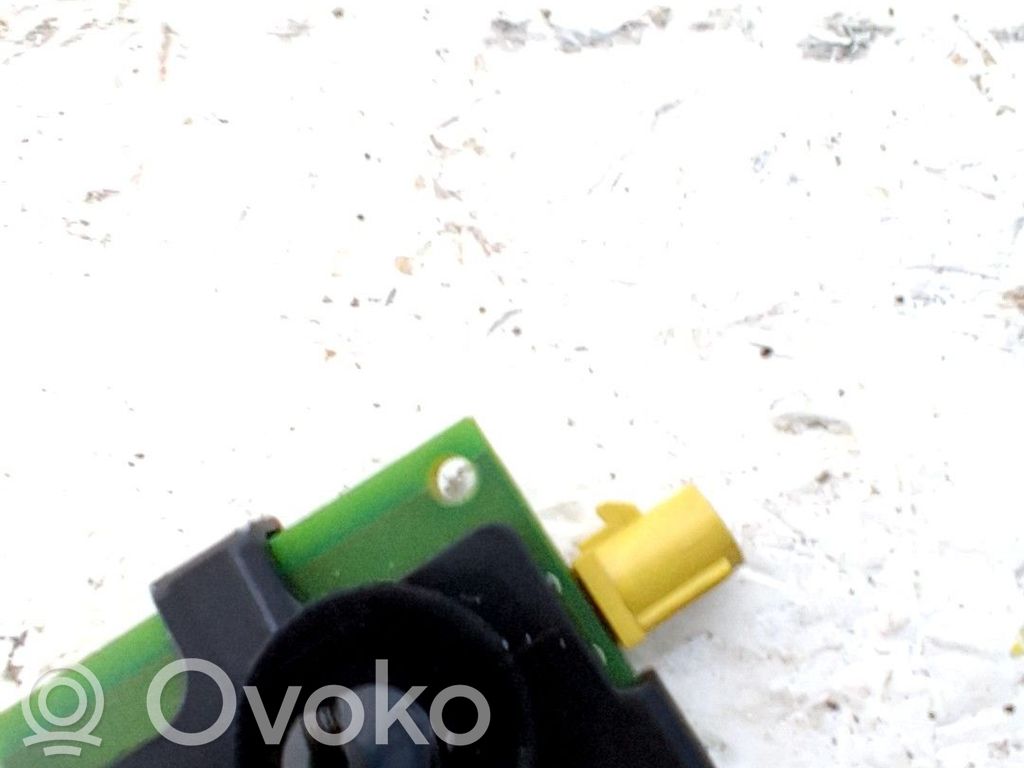 Radion antenni   A2479052602
