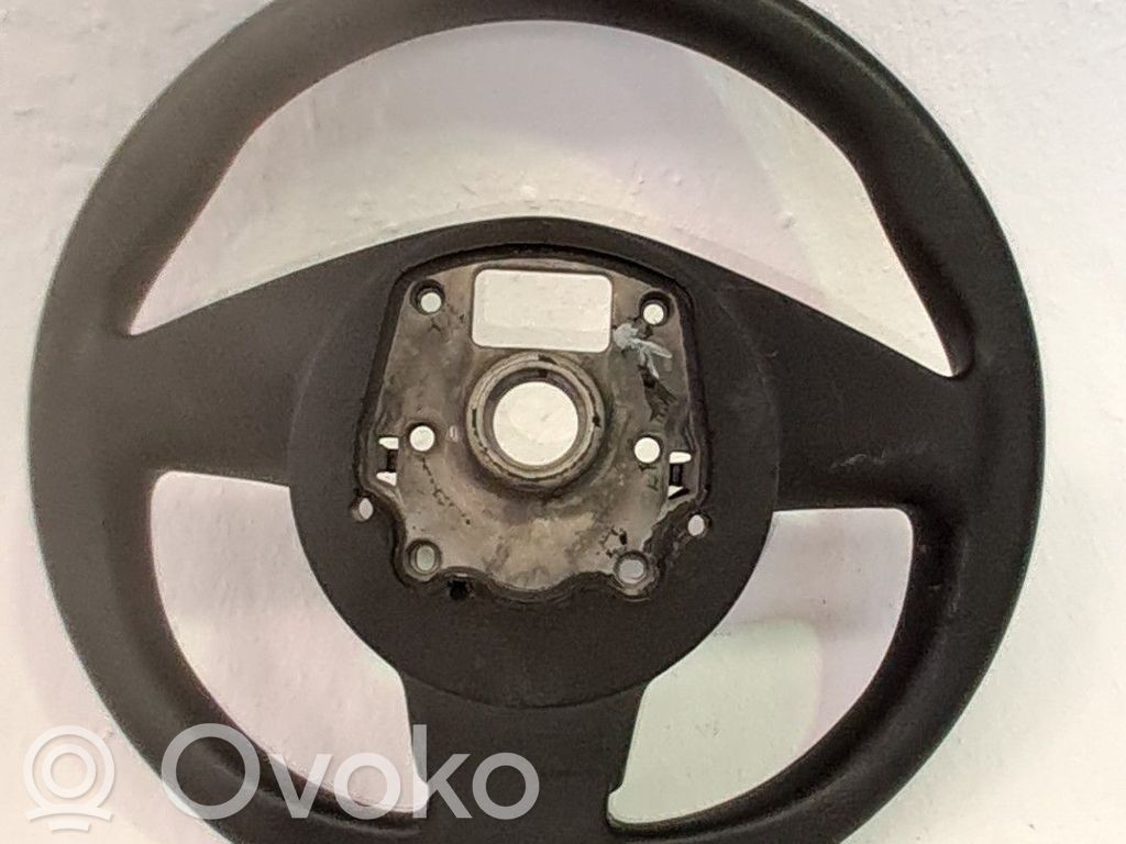 Ohjauspyörä   6L0419091P