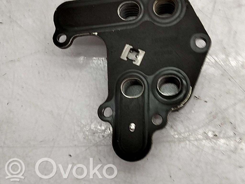 Peugeot 2008 I Radiatore dell’olio del motore 