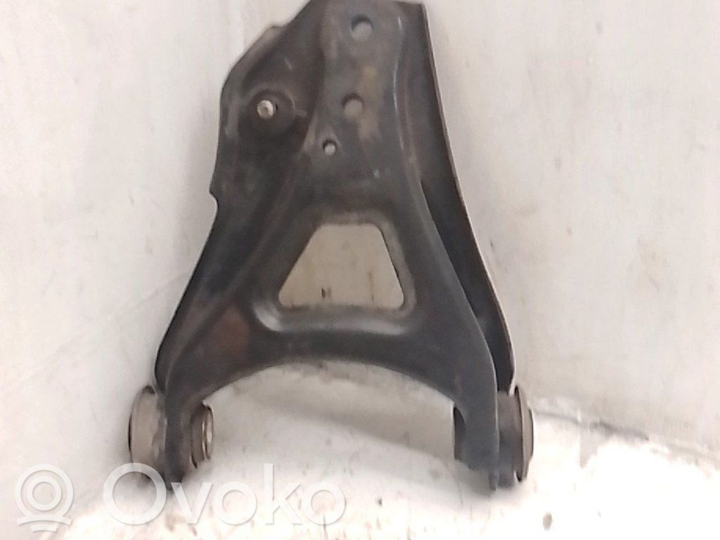 Basculă inferioară față   8200942407