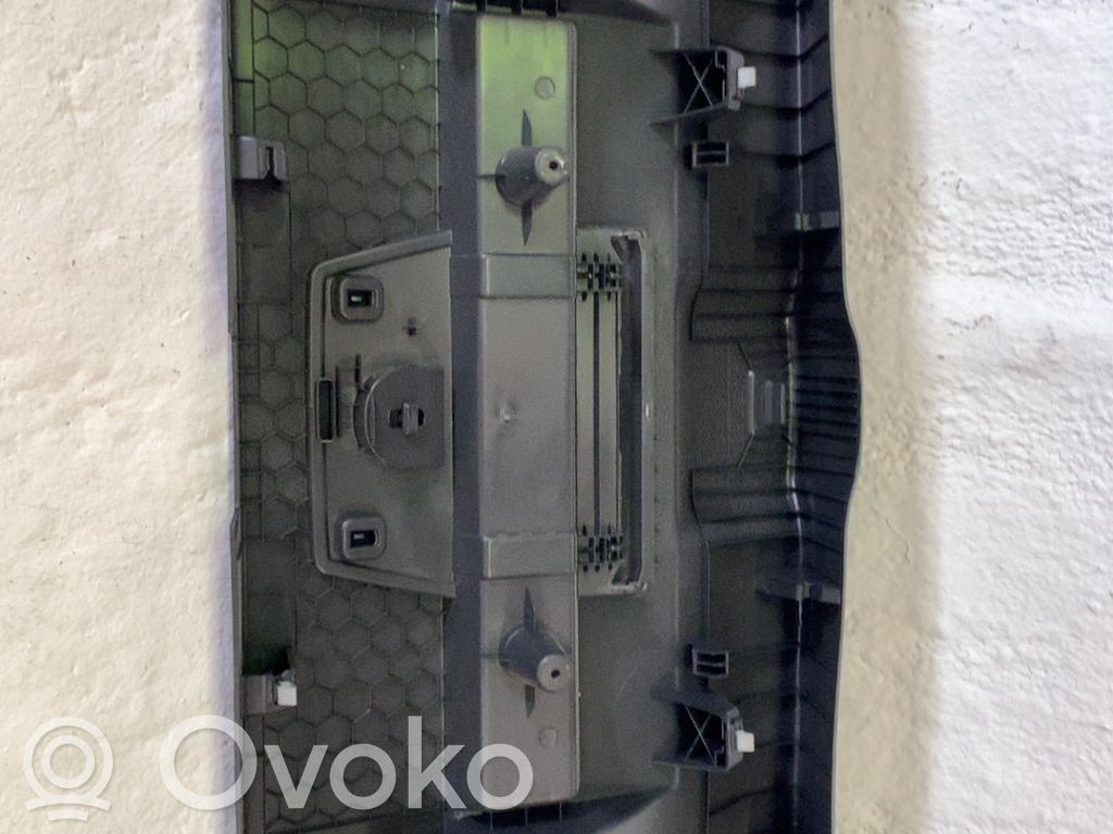 Volkswagen Polo Boczek / Tapicerka / bagażnika