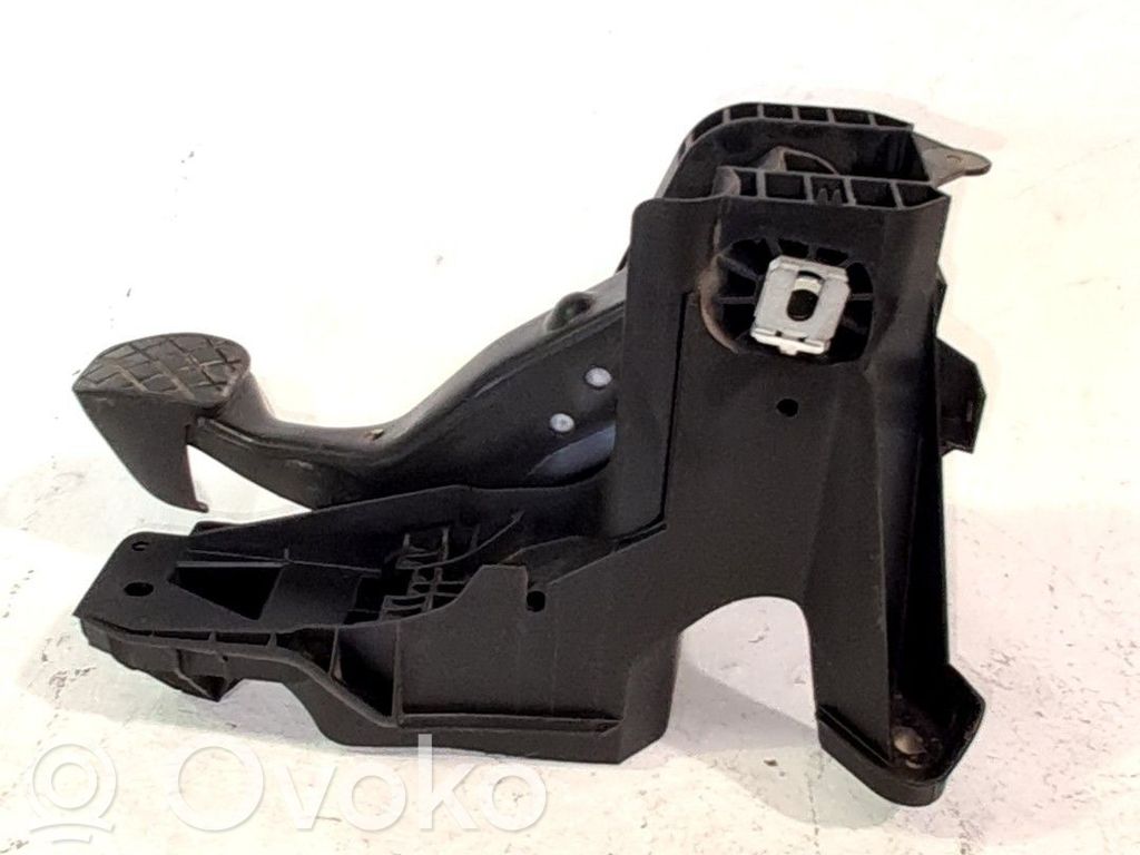 Pedal de freno   5Q1721143B