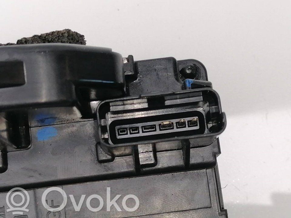 Front door lock   805004EA2B