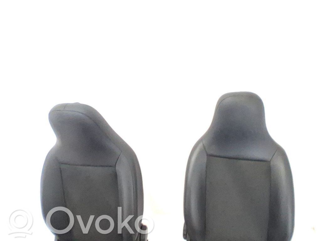 Smart ForTwo II Fotele / Kanapa / Komplet