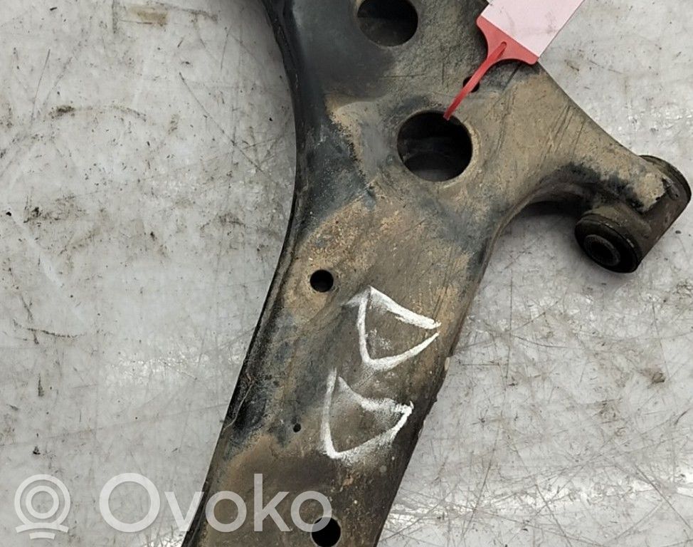 KIA Picanto Górny wahacz przedni 