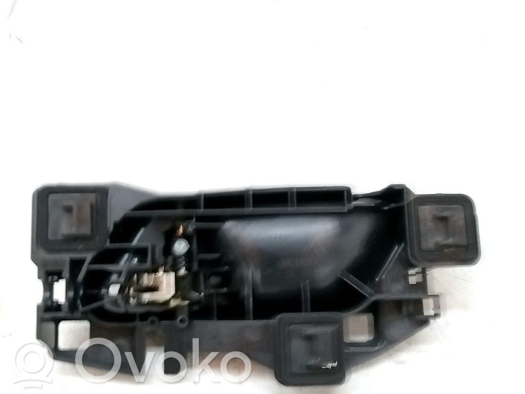 Opel Astra L Manecilla interna puerta trasera 