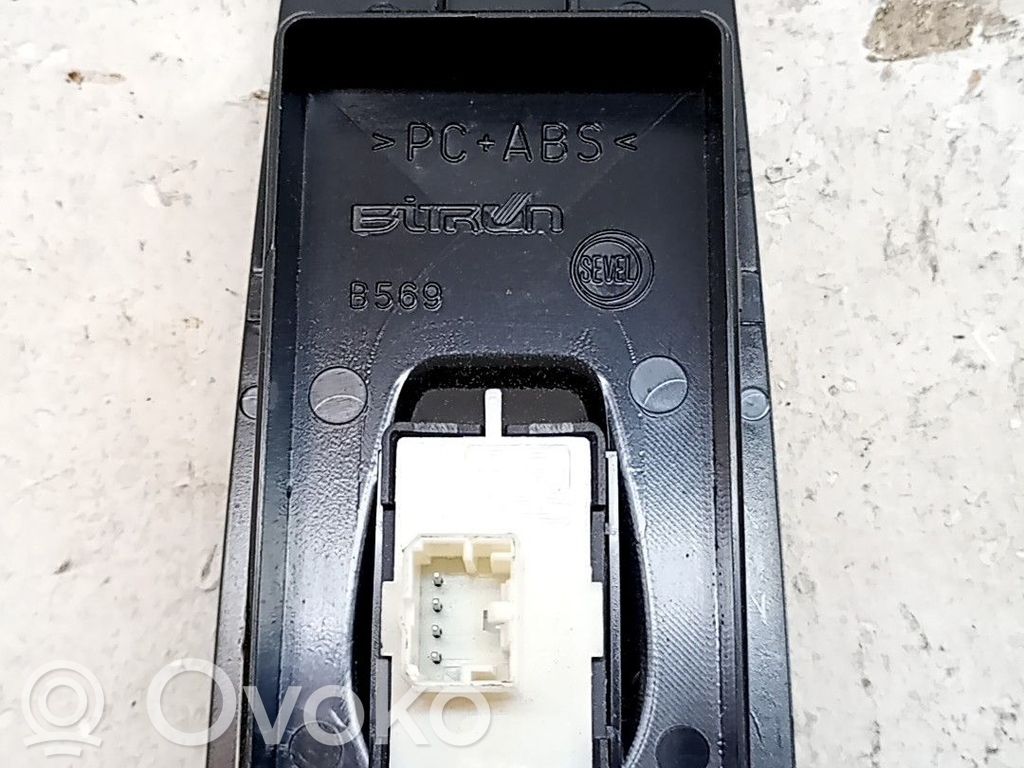 Fiat Ducato Interruptor del elevalunas eléctrico 