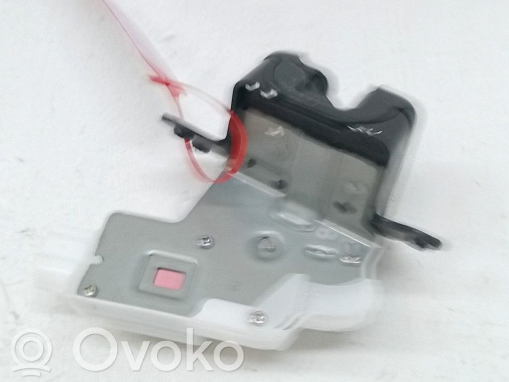 Toyota Yaris Zamek klapy tylnej bagażnika 