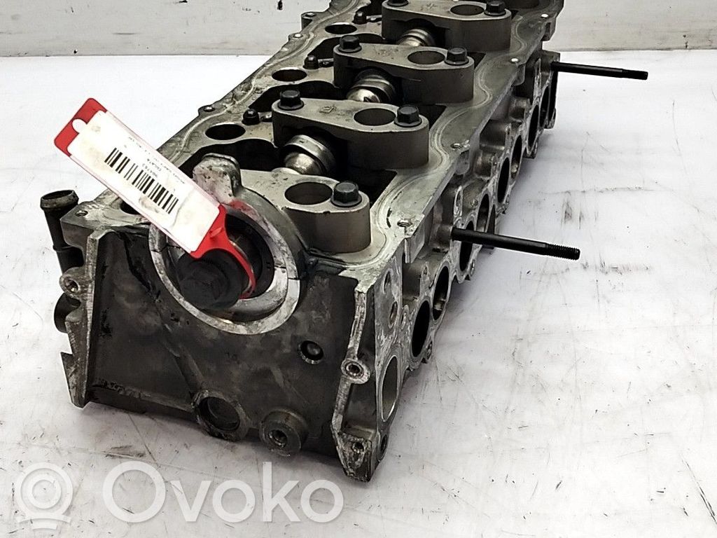 Głowica silnika   2210027750