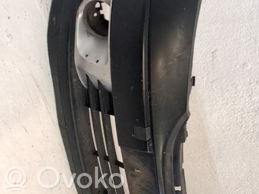 Front bumper   7401X1