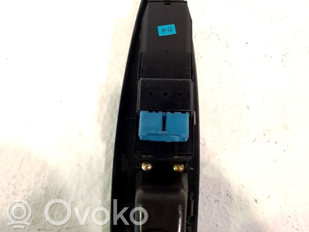 Chevrolet Nubira Electric window control switch 