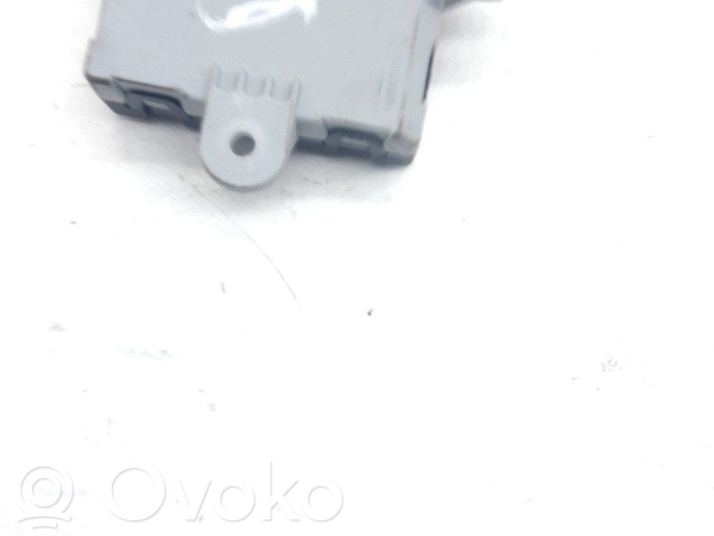 Modul de control caroserie central   C2D16742,BH4214D617AA