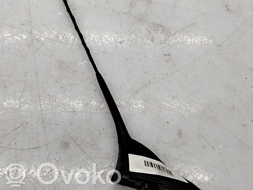MG ZS Antena radiowa 