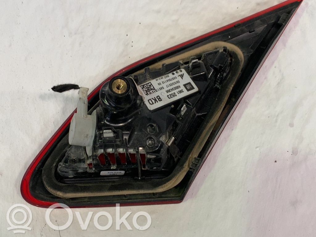 Opel Corsa E Takavalon polttimo 