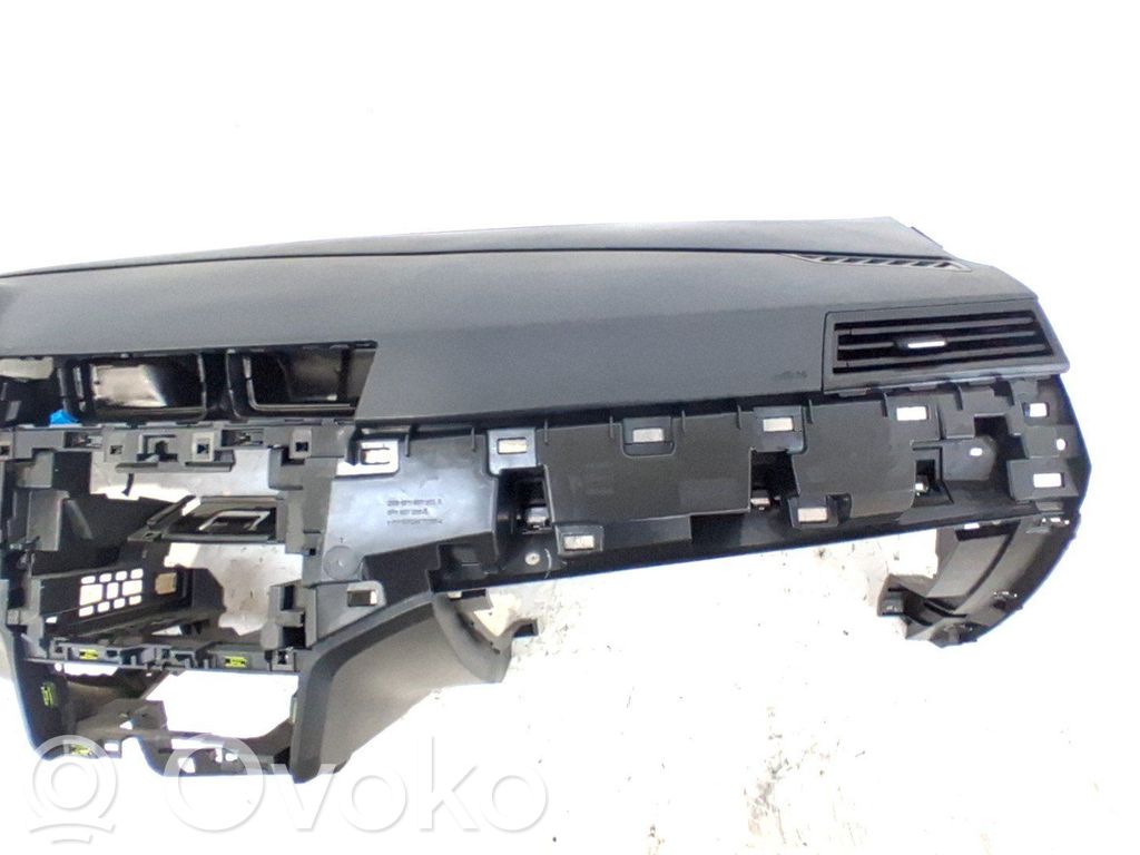 Panelė   6F1857003AF