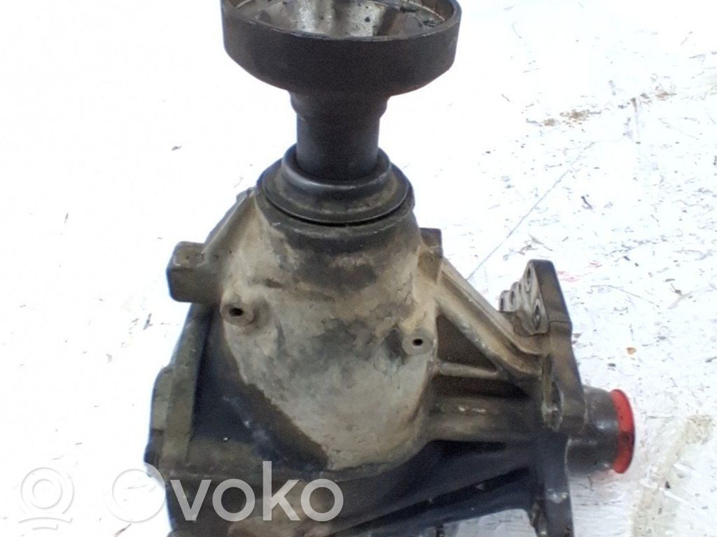 Front differential   LR001163,6G9N7L486CF