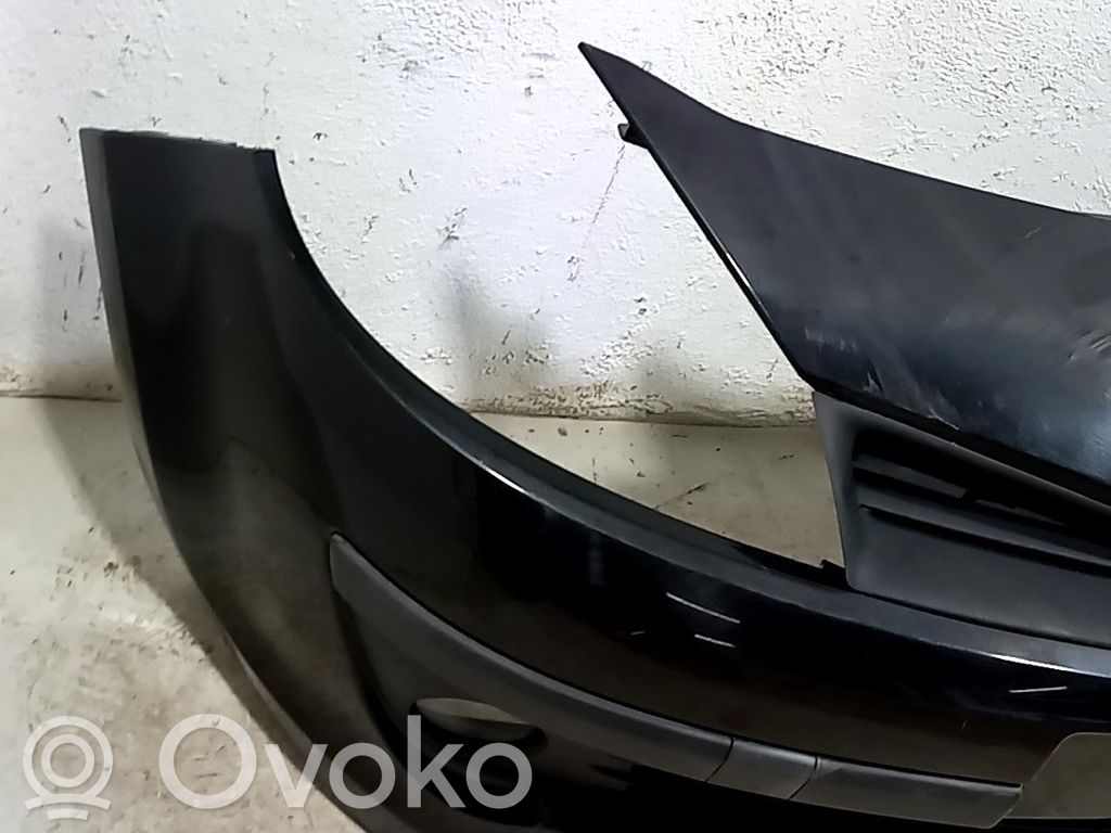 Renault Clio III Paraurti anteriore 