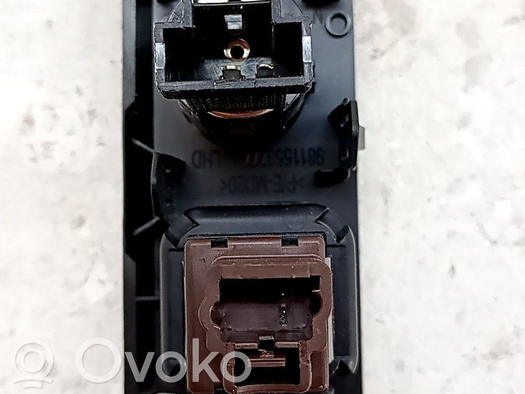 Passenger airbag on/off switch   98280920ZD