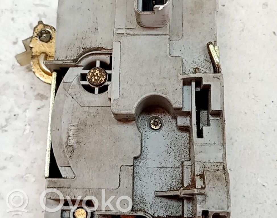 Cerradura de puerta delantera   9136J9