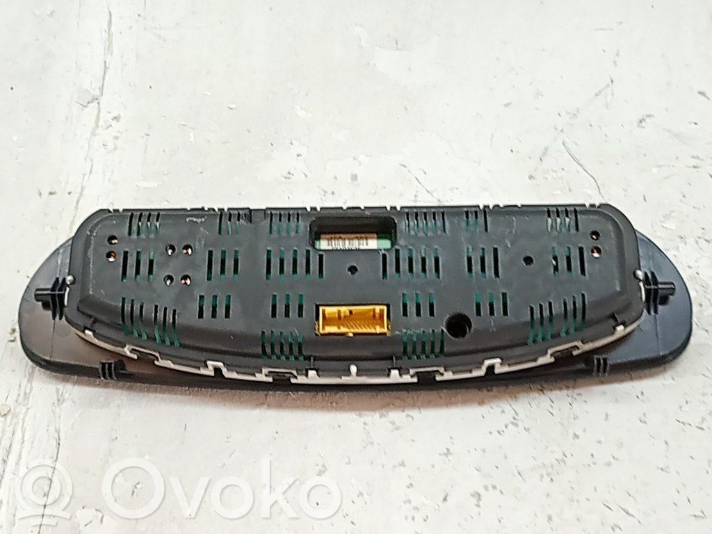 Speedometer (instrument cluster)   610319
