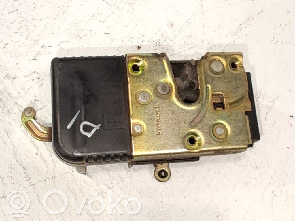 Priekšpusē slēdzene   9135L4
