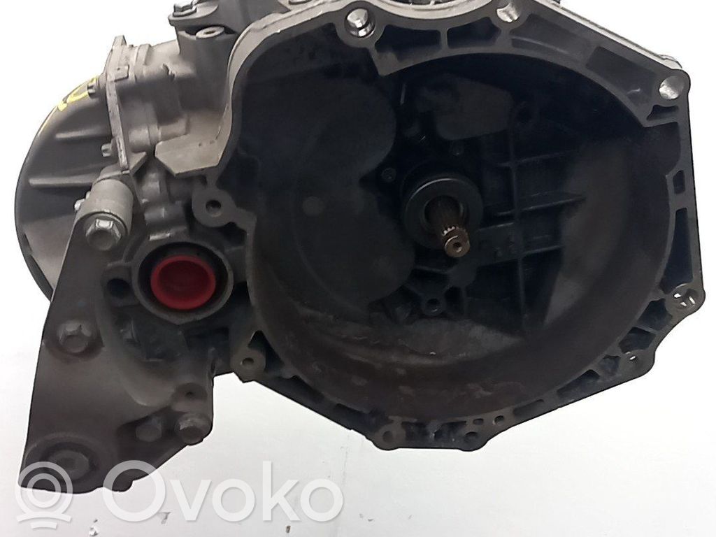 Opel Astra K Cutie viteze manuală cu 5 trepte 