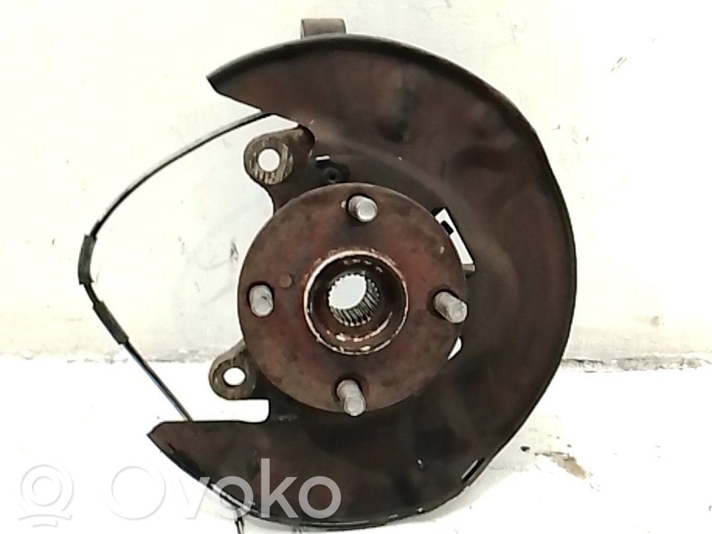 Toyota Corolla E120 E130 Fuso a snodo con mozzo ruota anteriore 