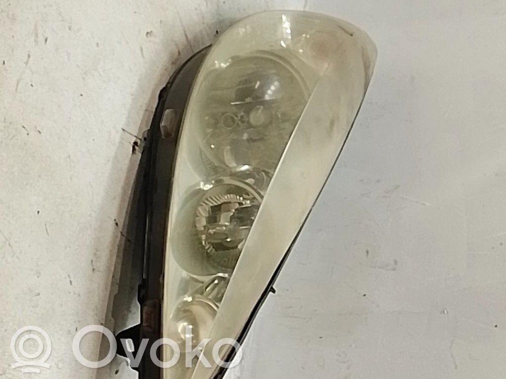 Peugeot 206+ Phare frontale 