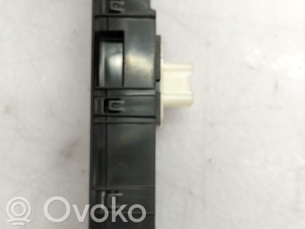 Interruptor del elevalunas eléctrico   254218614R