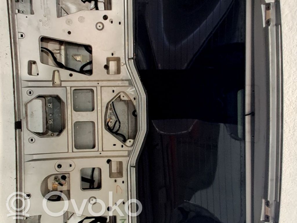 Peugeot 806 Tylna klapa bagażnika 