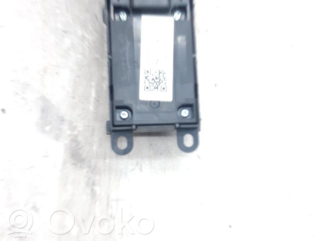 Comutator comandă geamuri electrice   31453232