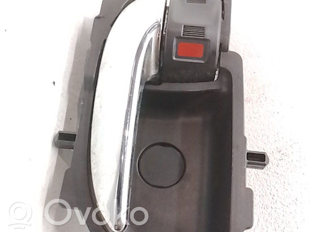Manecilla interna puerta trasera   692060D281B0