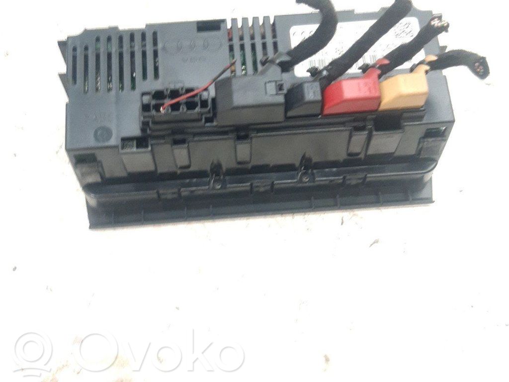 Unidad de control climatización   8E0820043BL5PR