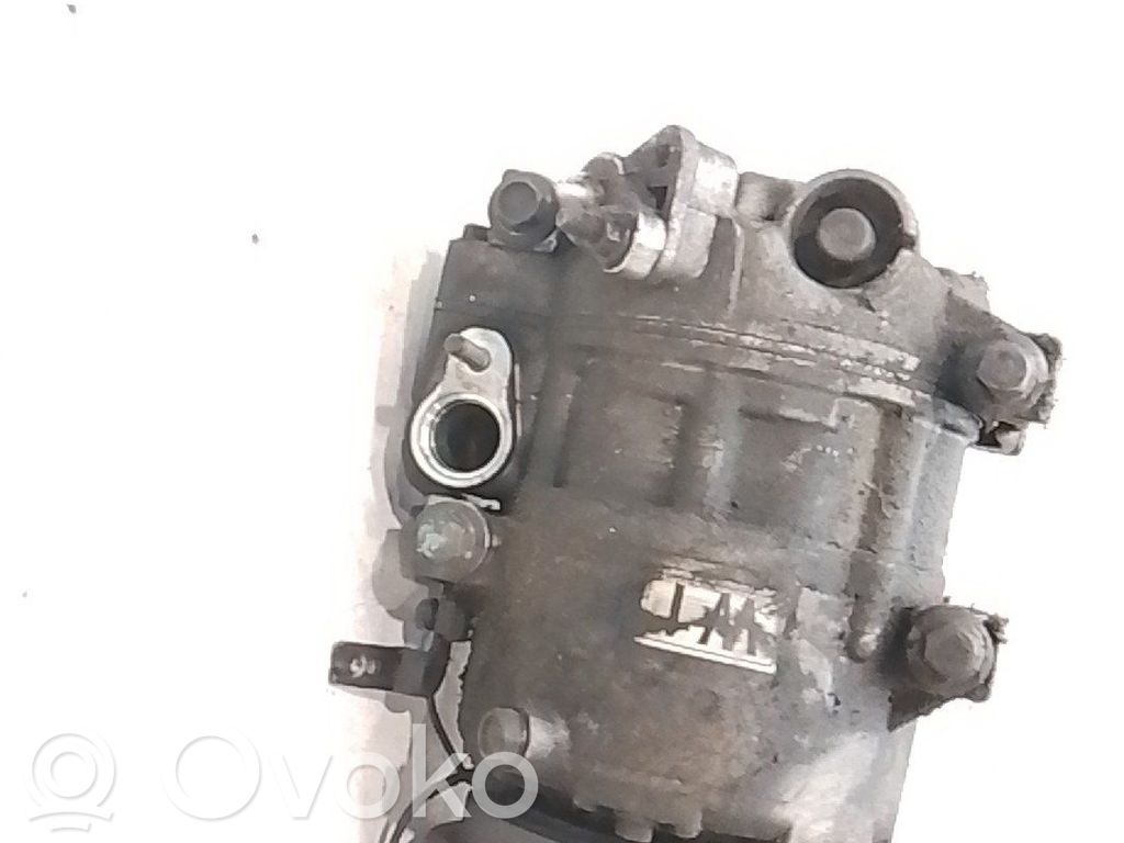 Compresor (pompă) aer condiționat (A/C)   977013K720