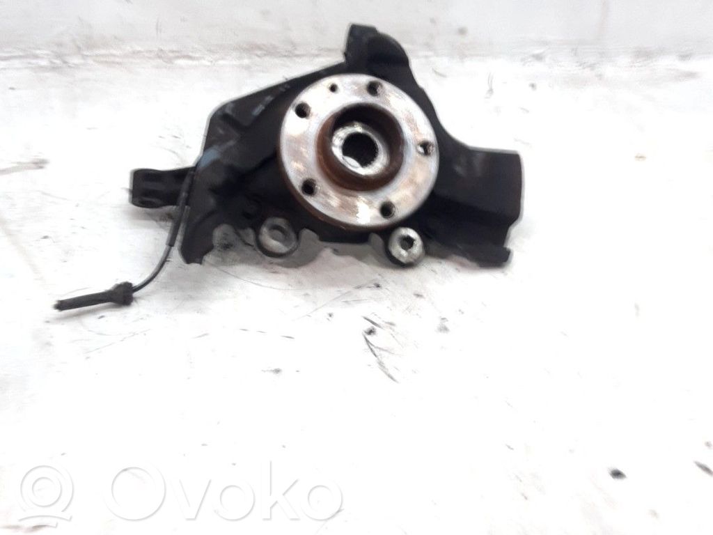 Achsschenkel vorne   95511332