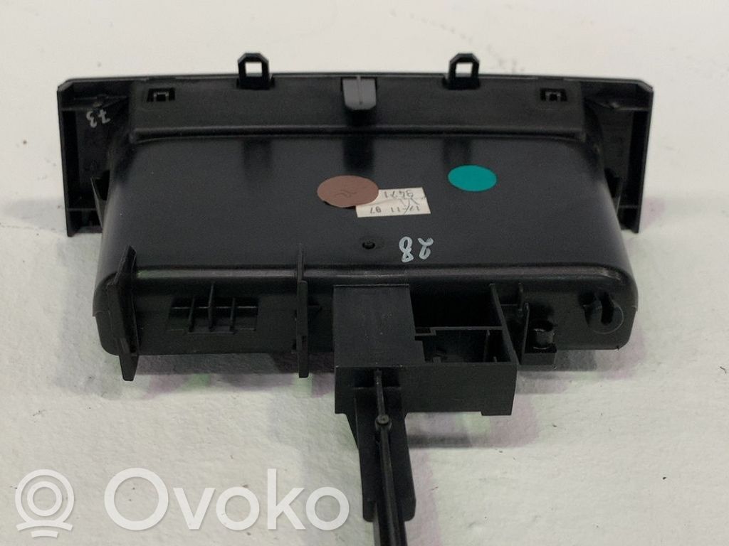 Peugeot 308 Moldura del panel 
