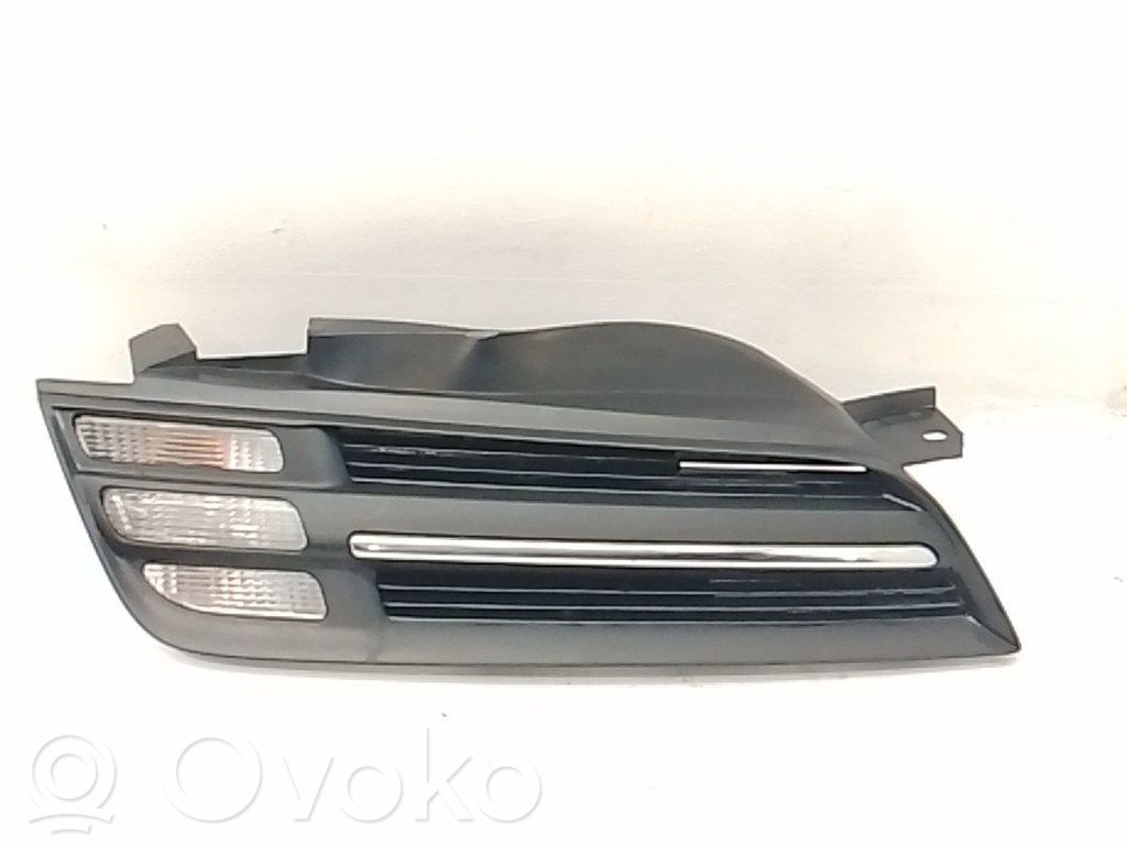 Nissan Micra Faro/fanale 