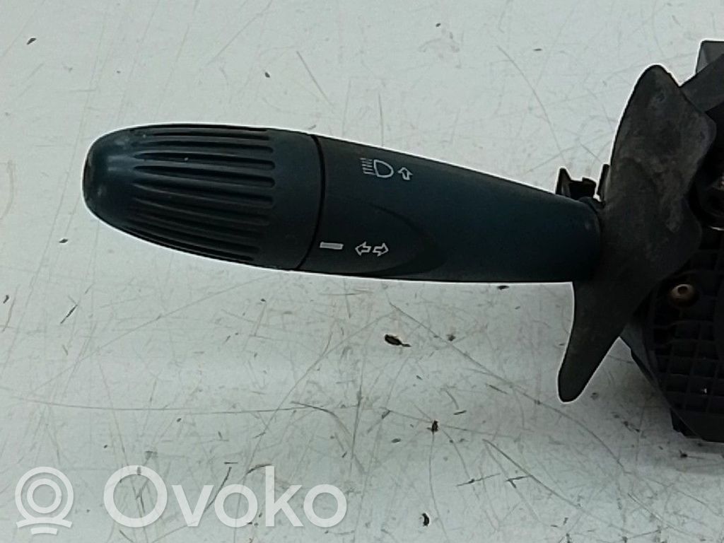 Fiat Doblo Boutons / interrupteurs volant 