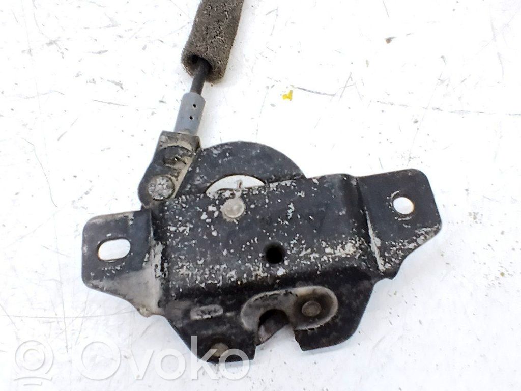 Peugeot Partner Tie down hook / loop 