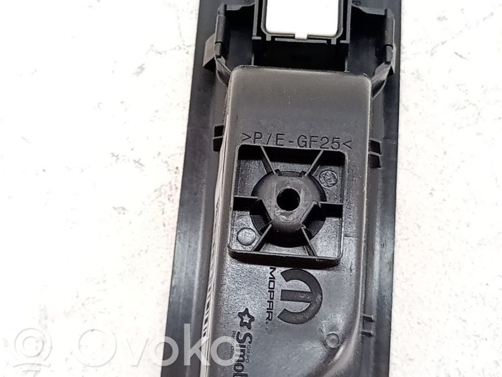 Citroen C3 Interruptor del elevalunas eléctrico 