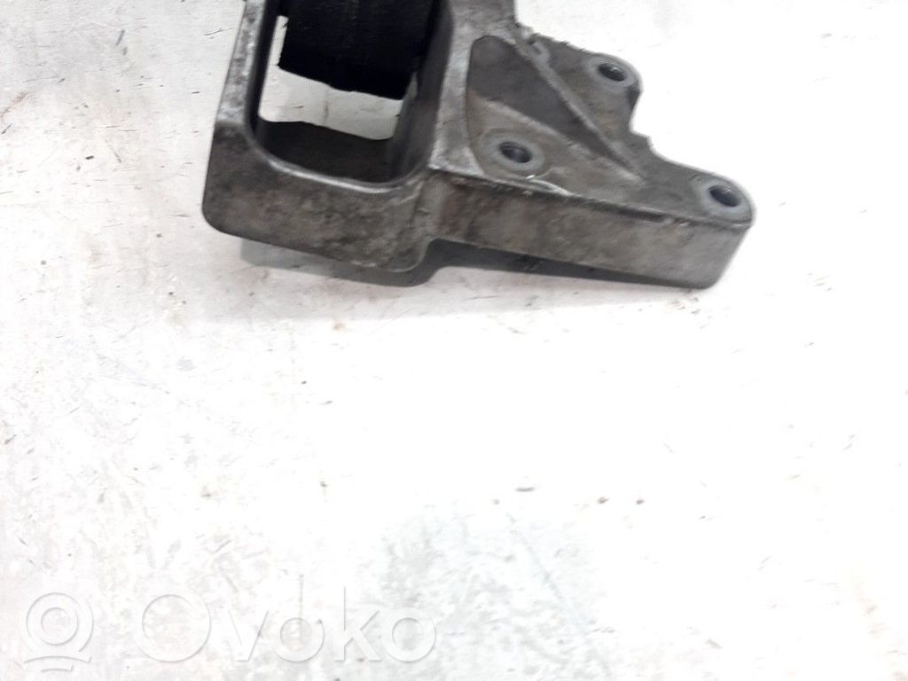 Moottorin kiinnikekorvake   9677163980