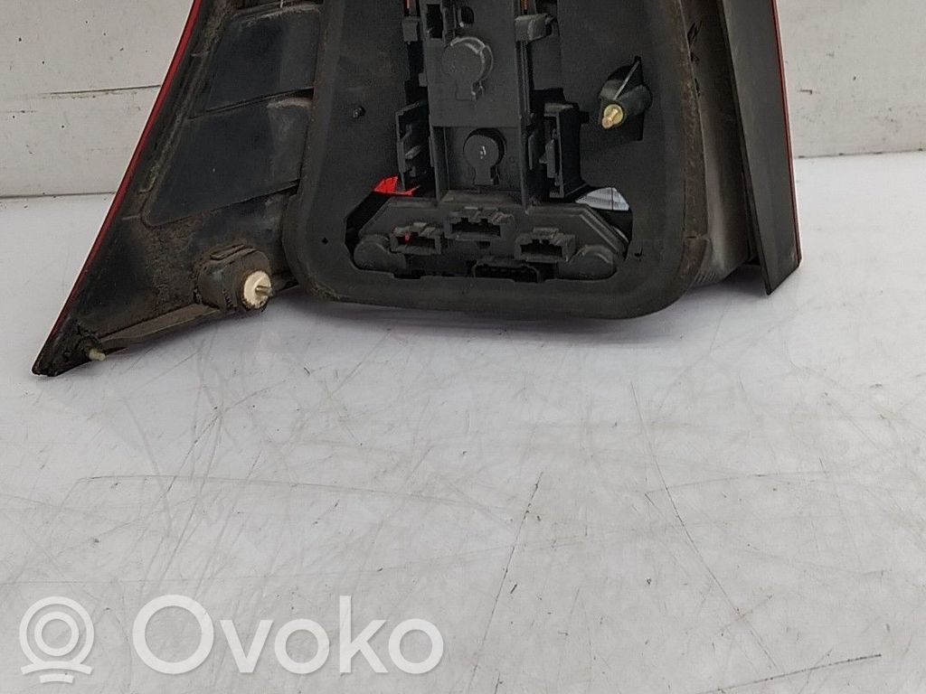 Lámpara de faros/luces traseros   1J6945095S