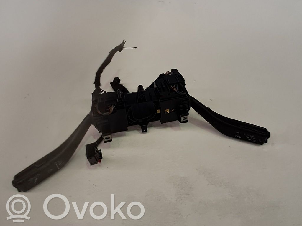 Commodo de clignotant   6RA953513C9B9