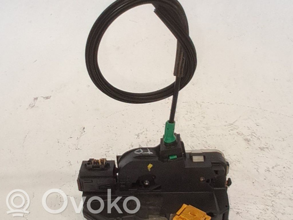 Takaoven lukko   13579546