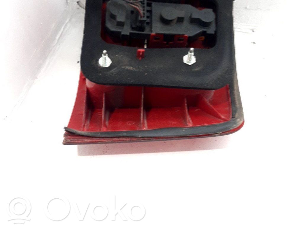 Audi A6 S6 C5 4B Lampada fanale posteriore 