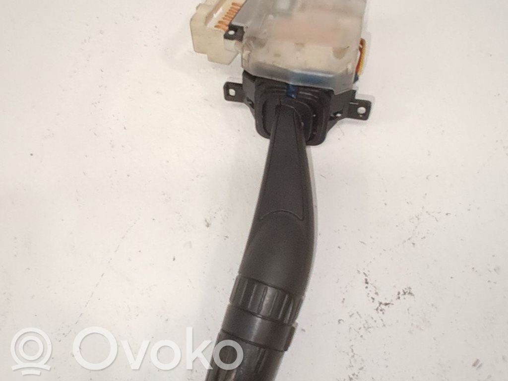 Suuntavilkun vipu   83115AG151